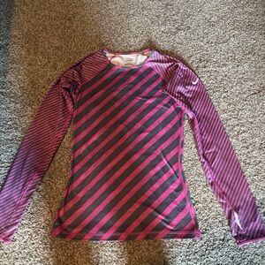 Women’s small Nike Pro long sleeve thermal running tee
